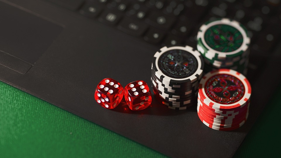 Unexpected Qualities Expected Of Online Poker Players