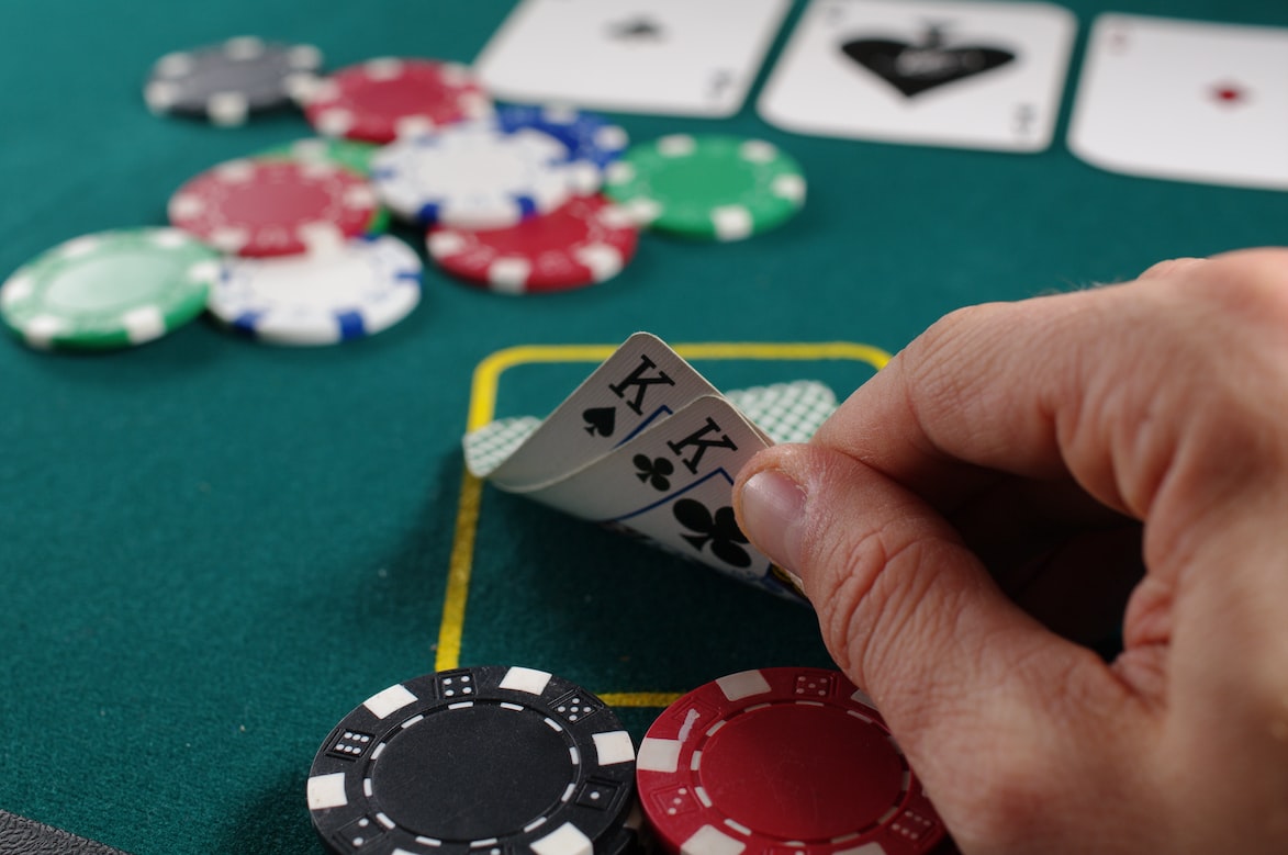 Effective Poker Tips for Beginner Players